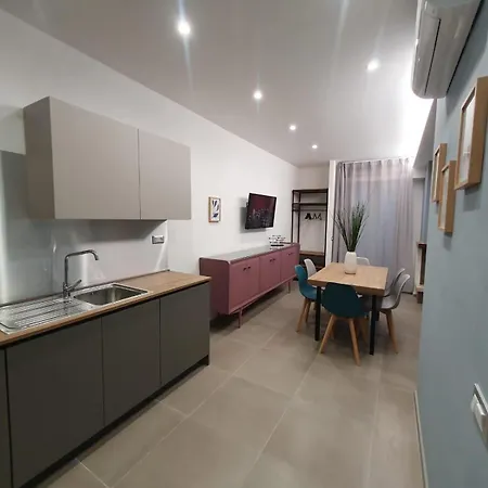 Playa-degli-angeli-libeccio شقة